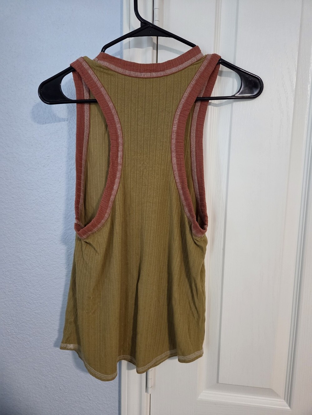 EARTHBOUND Olive Ribbed Tank with Rust Trim Size Medium - Picture 7 of 7